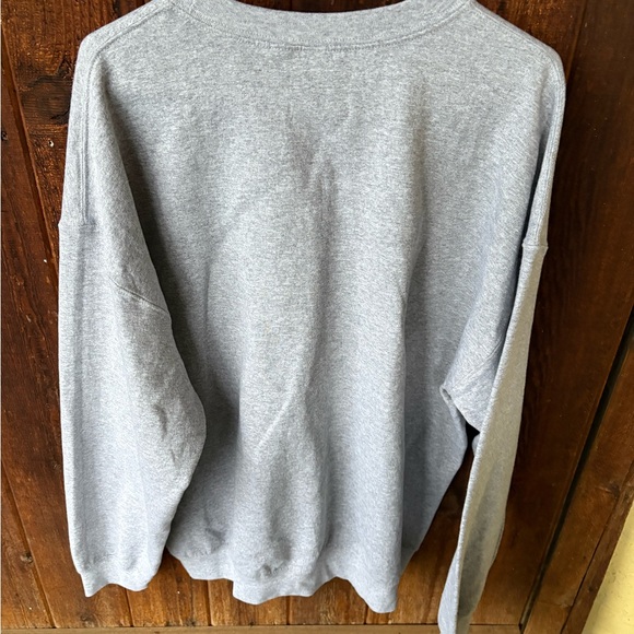 Divi Gray and Green Crew Neck Sweater - Picture 3 of 4